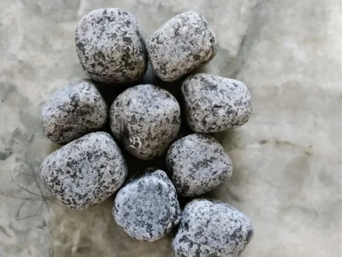 Black Granite Pebbles