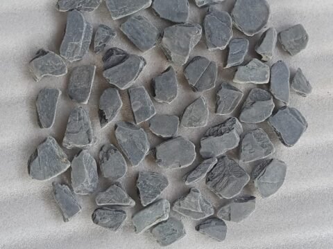 Jak Black Slate Chips